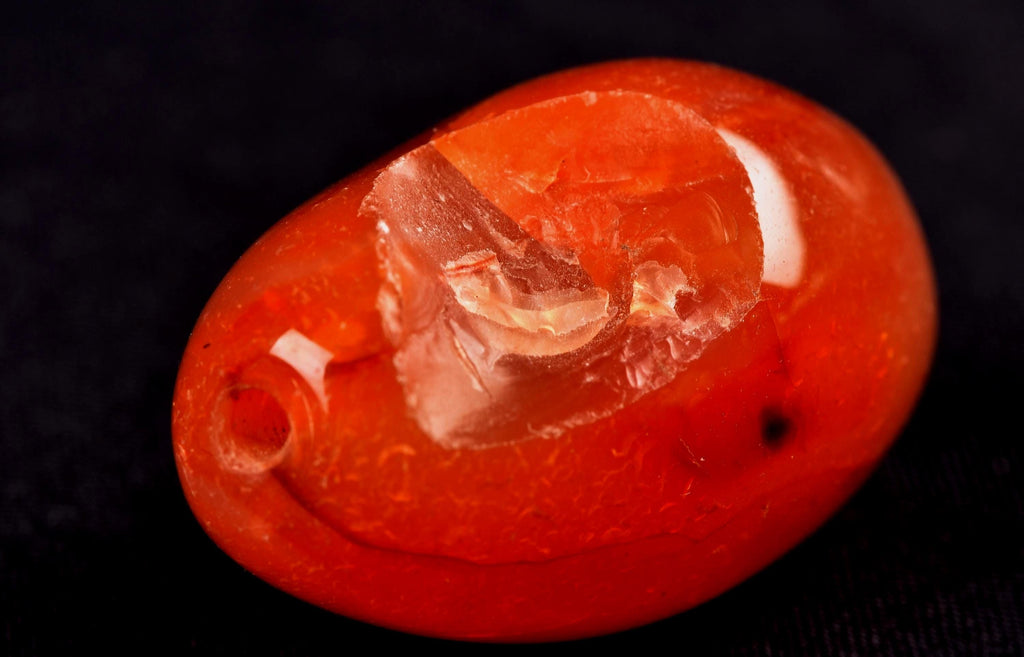 old mystic  pema raka = red lotus color bead ''sanctified'' by ritual, courage creativity# 8084