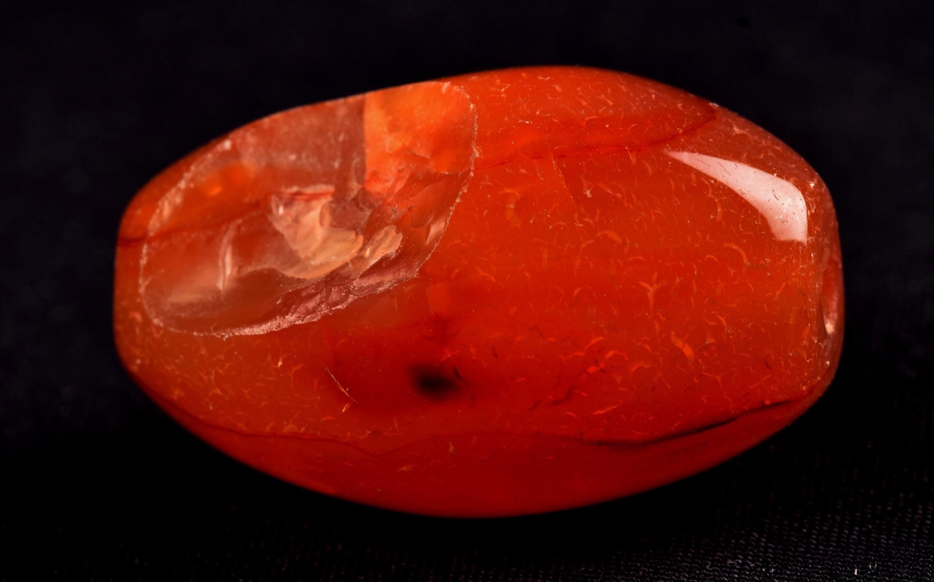 old mystic  pema raka = red lotus color bead ''sanctified'' by ritual, courage creativity# 8084