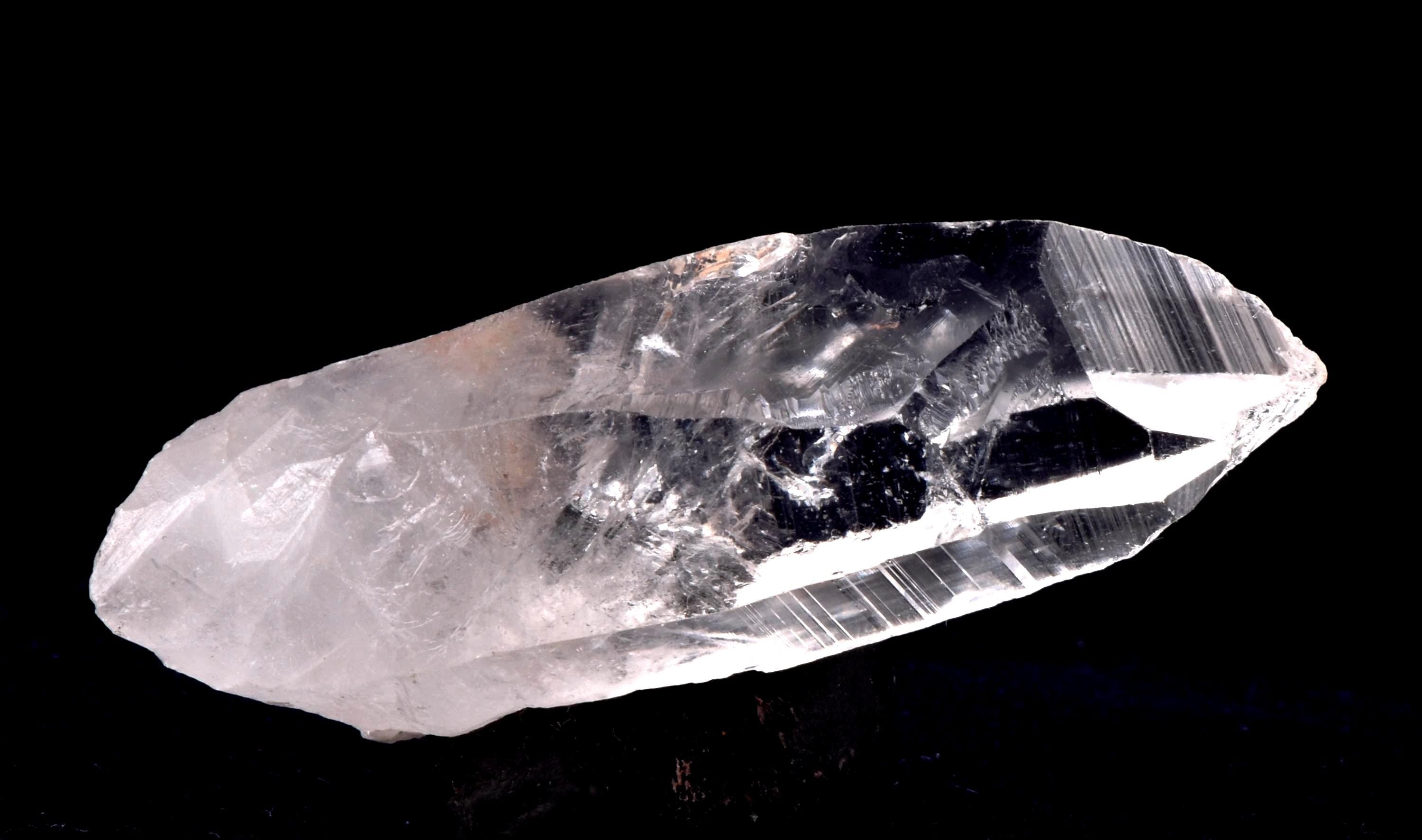 Himalayan lemurian  manifestation quartz  baby quartz inside warrior bridge  crystal  special  Himalayan wisdom  6885