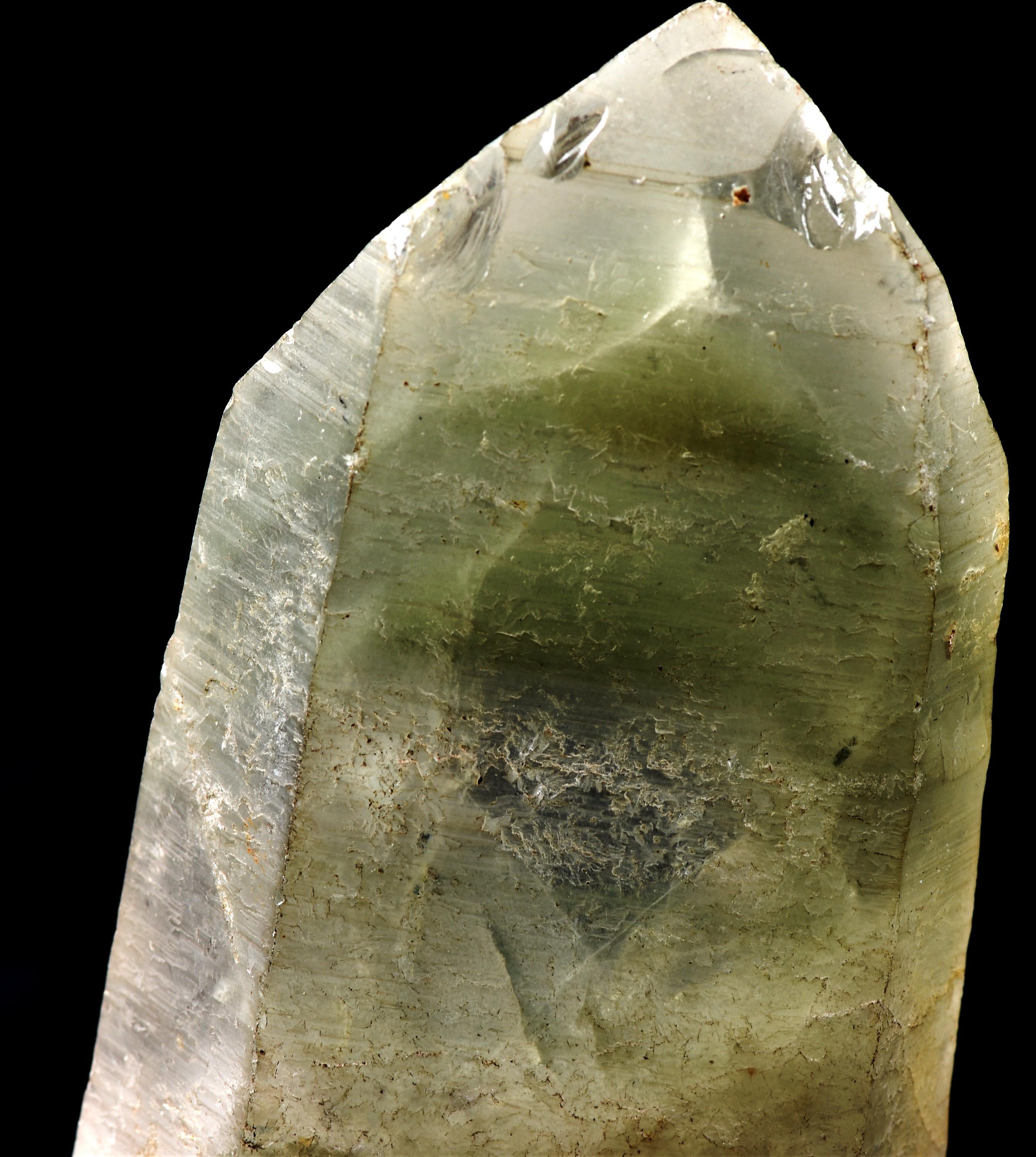 Himalayan green   chlorite double phantom wand ,purifying, detoxifying cleanse the aura, chakras and energy meridians     8184