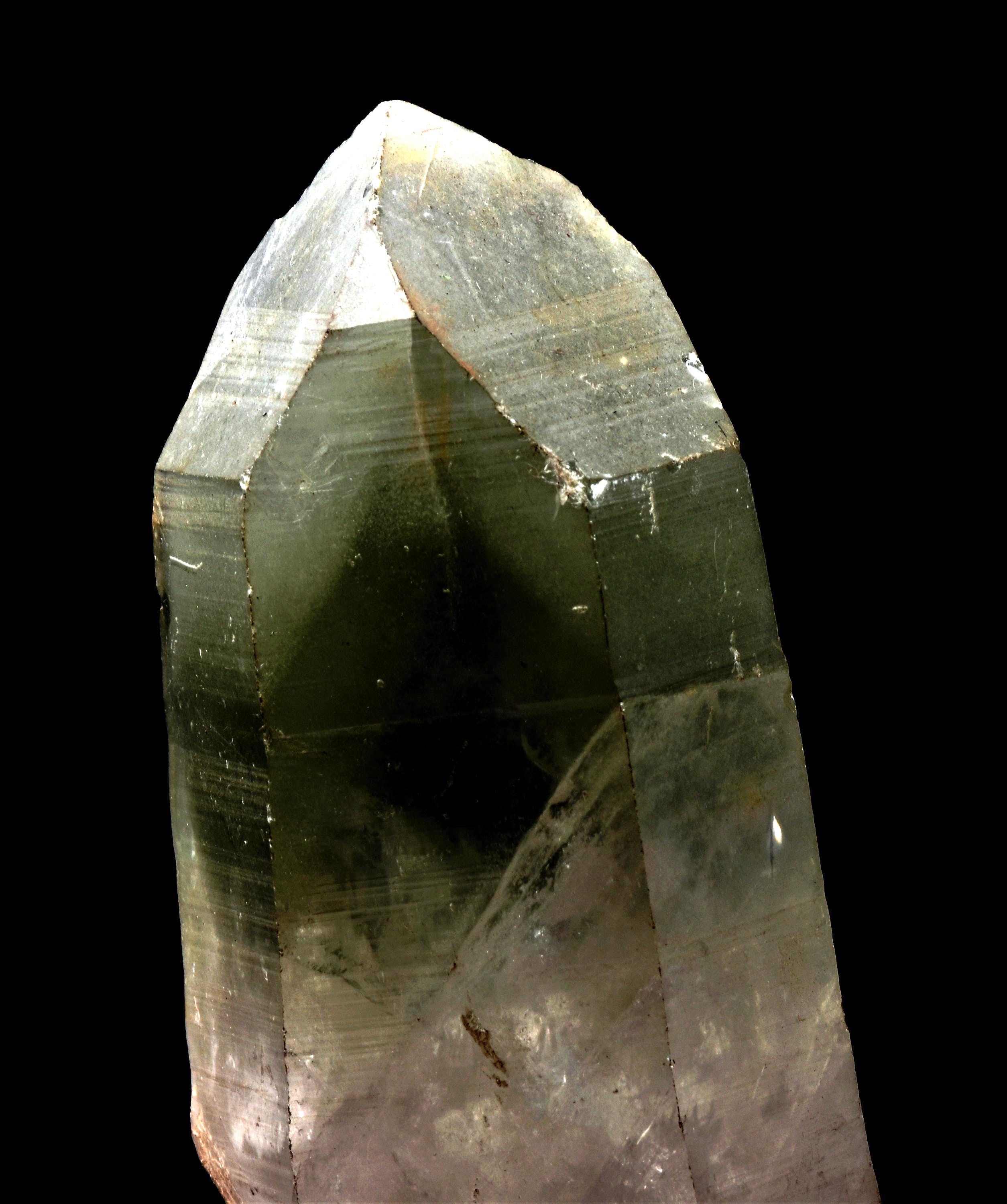 Himalayan green   chlorite double phantom wand ,purifying, detoxifying cleanse the aura, chakras and energy meridians     8184