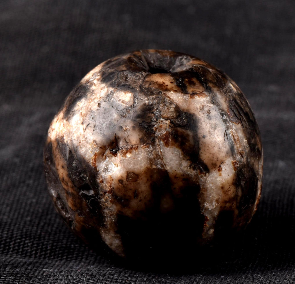Mystic old pum tek  Sulemani  stone/dzi bead / bhaisajyaguru /medicene  man  shaman protection reach patina #7399