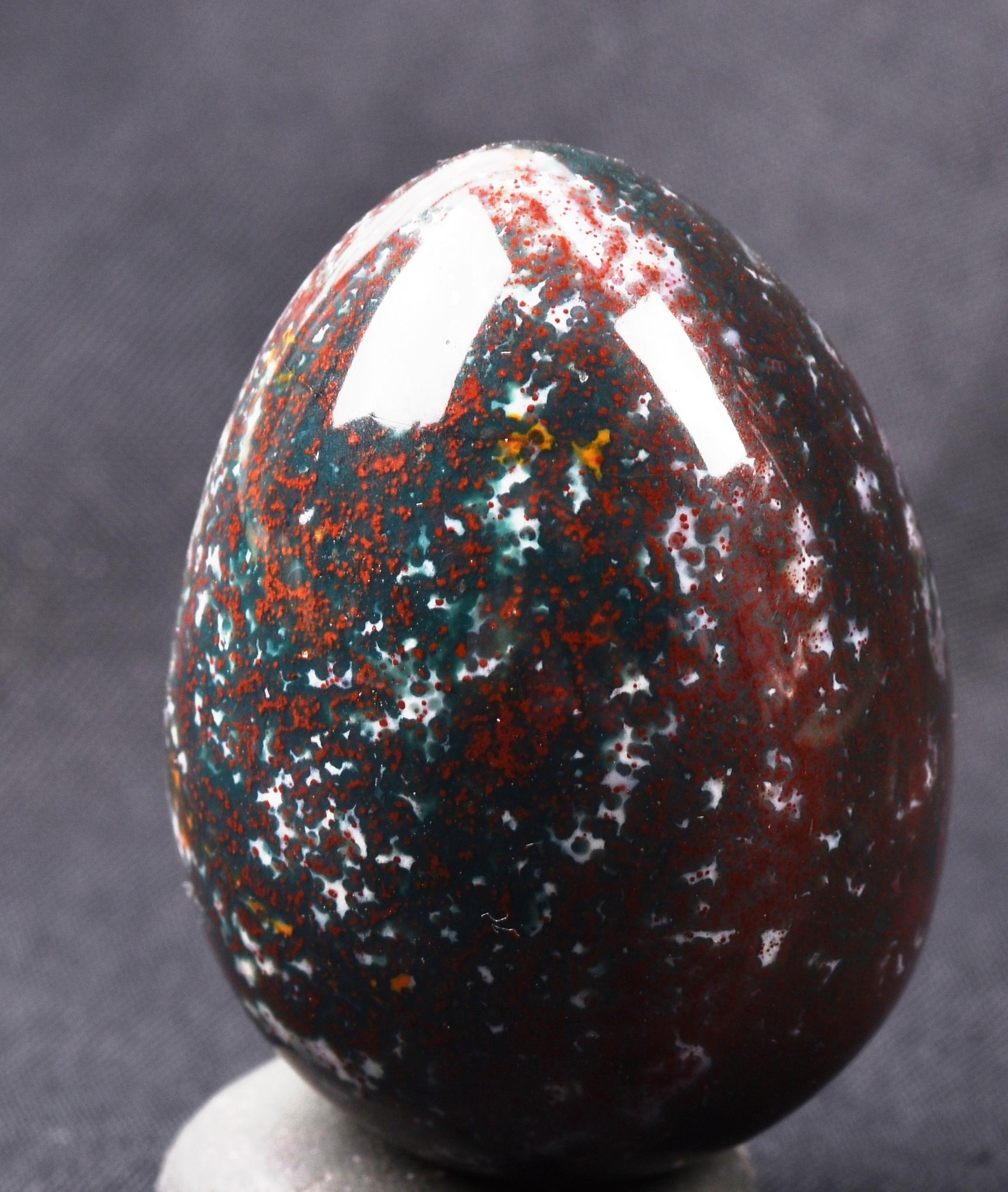 Blood stone  egg  energy and strength ,constant energy flows    grounding negative energy and cleansing the body  8107