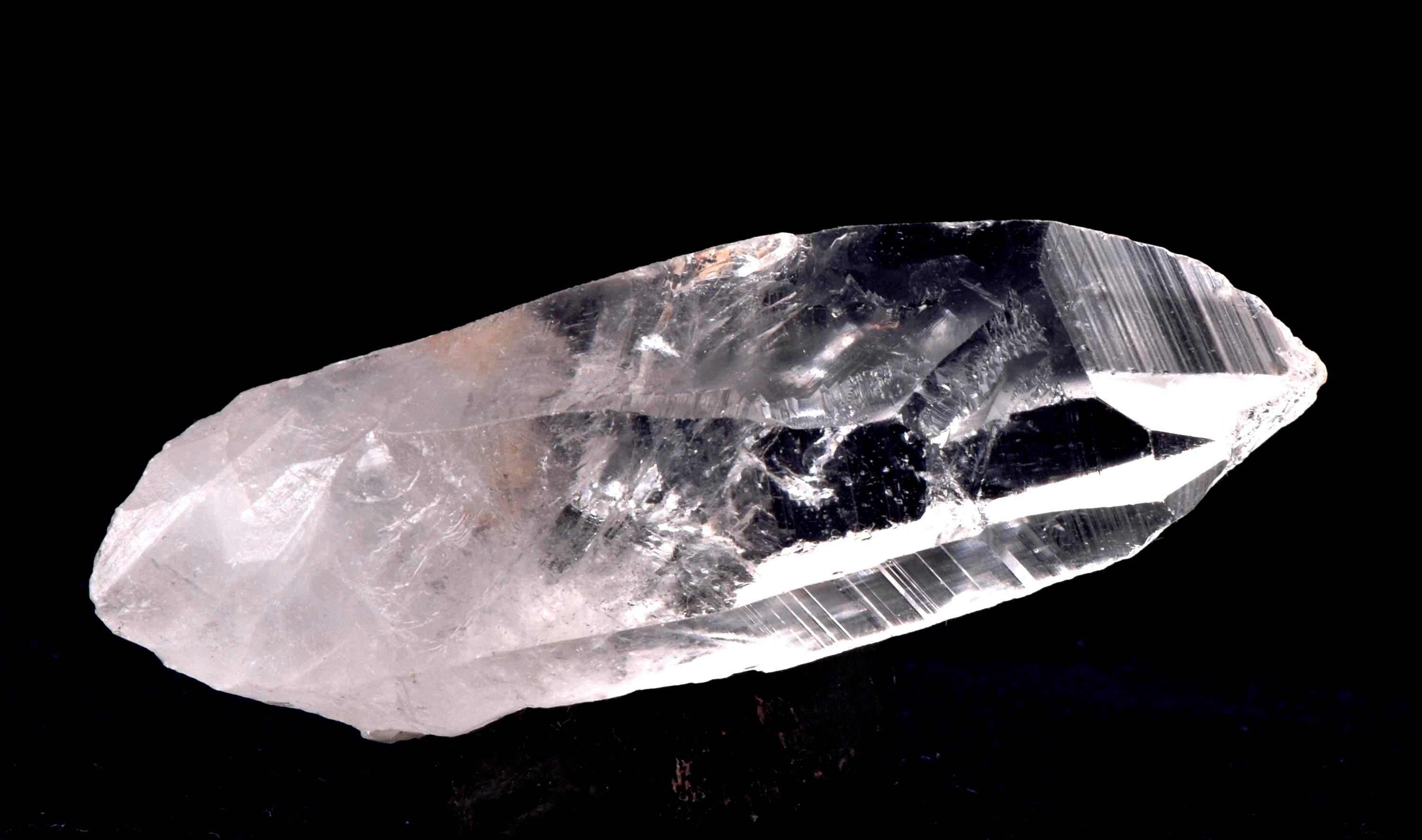 Himalayan lemurian  manifestation quartz  baby quartz inside warrior bridge  crystal  special  Himalayan wisdom  6885