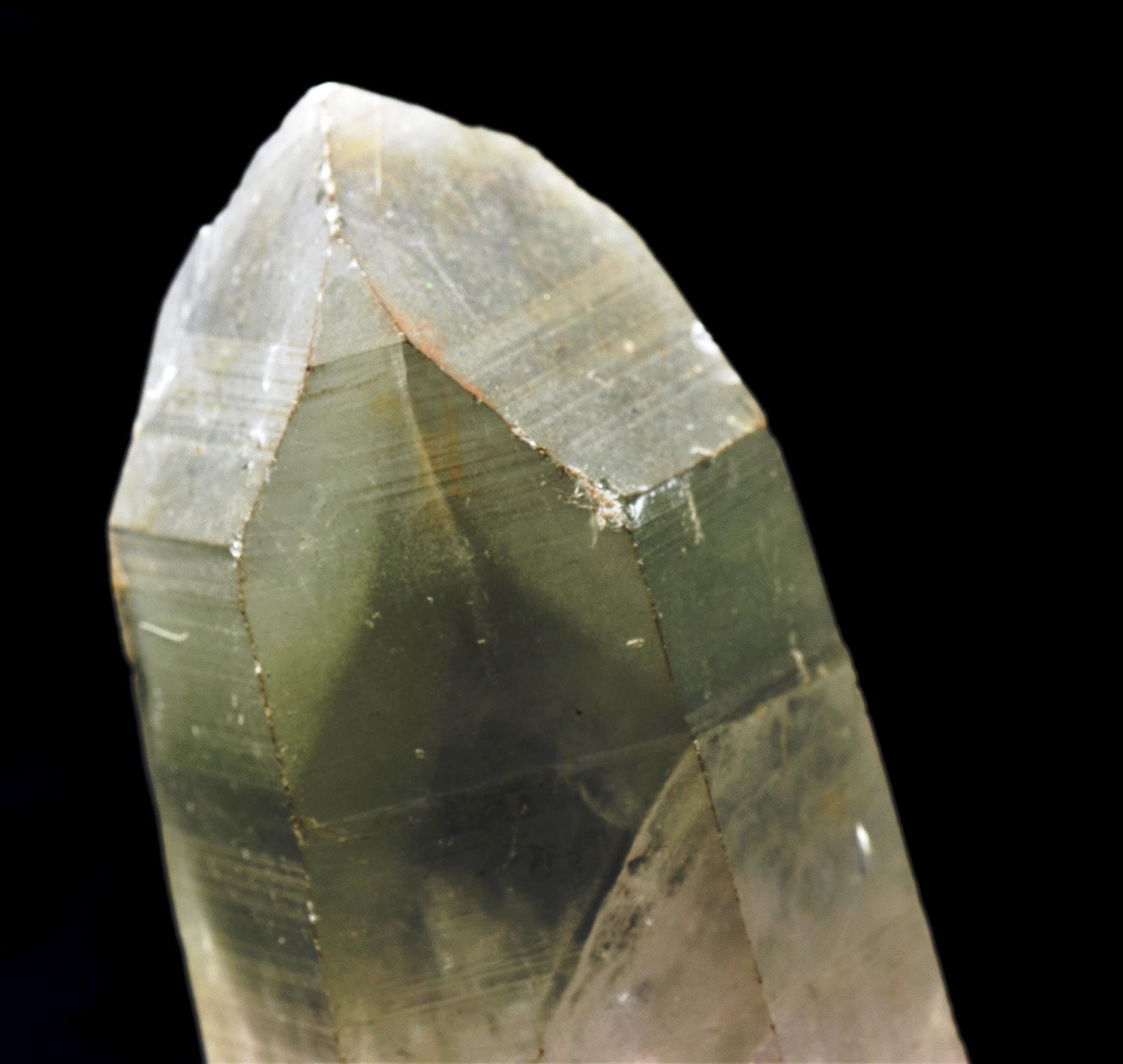 Himalayan green   chlorite double phantom wand ,purifying, detoxifying cleanse the aura, chakras and energy meridians     8184