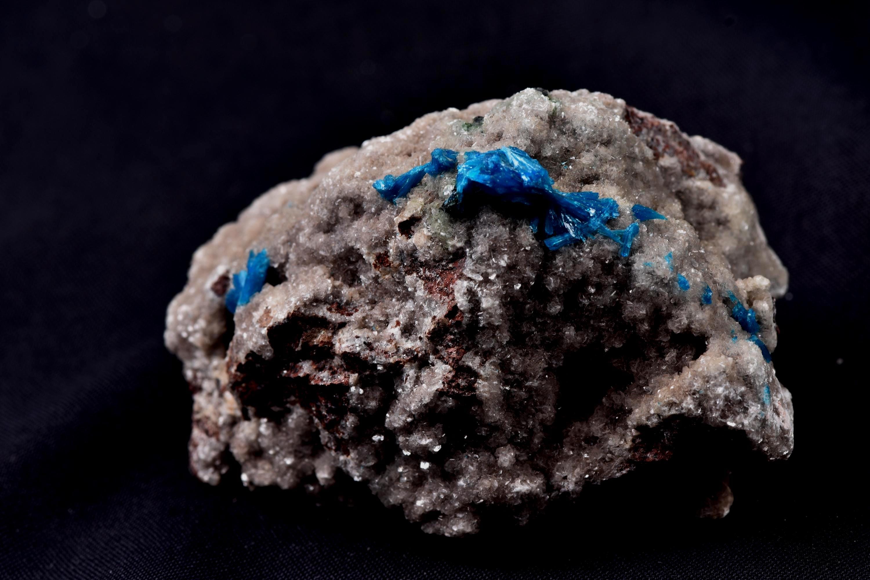 Peacock blue Pentagonite crystal  on heulandite base  third eye and crown chakras, # 8178