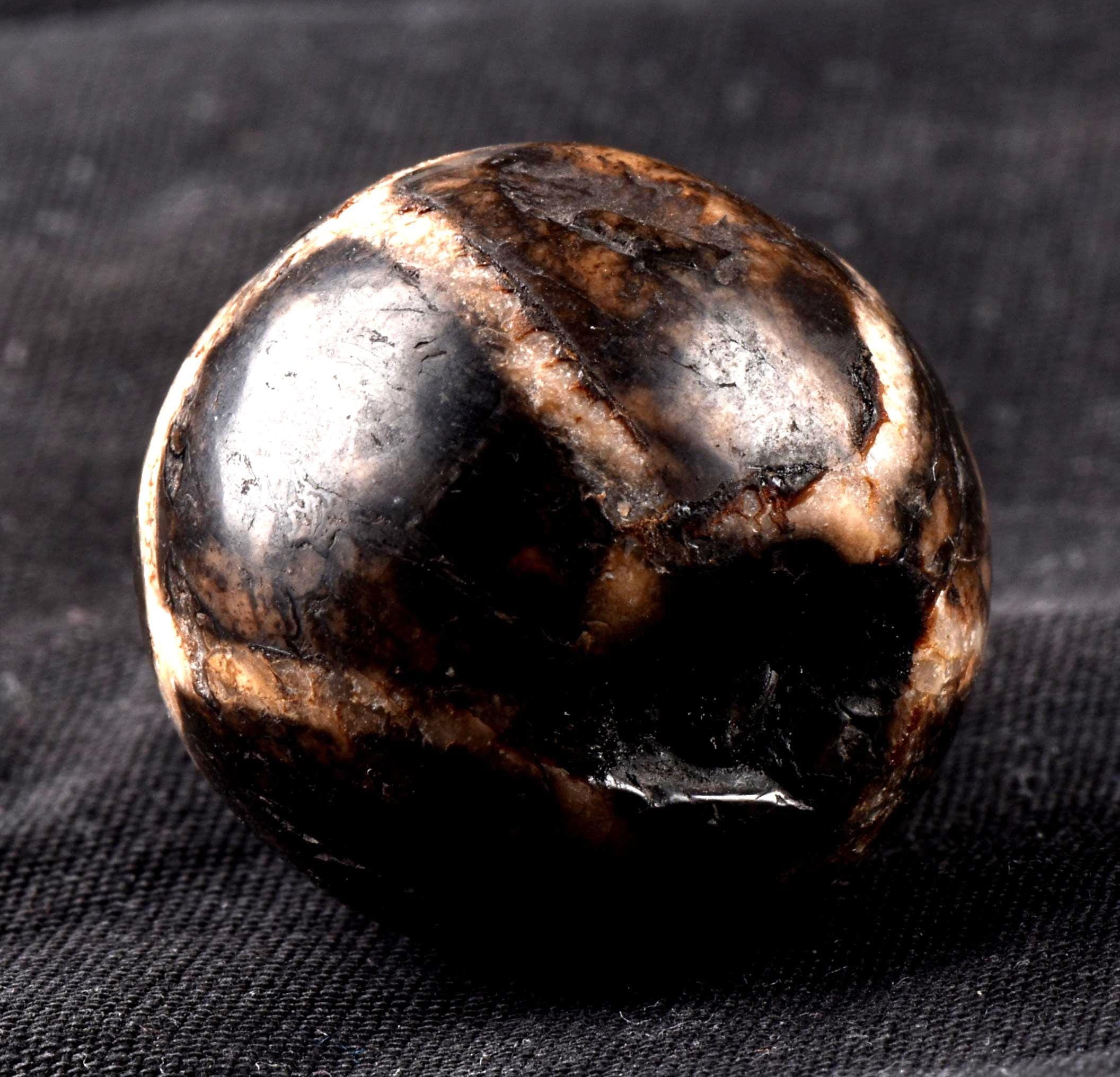 Mystic old pum tek  Sulemani  stone/dzi bead / bhaisajyaguru /medicene  man  shaman protection reach patina #7399