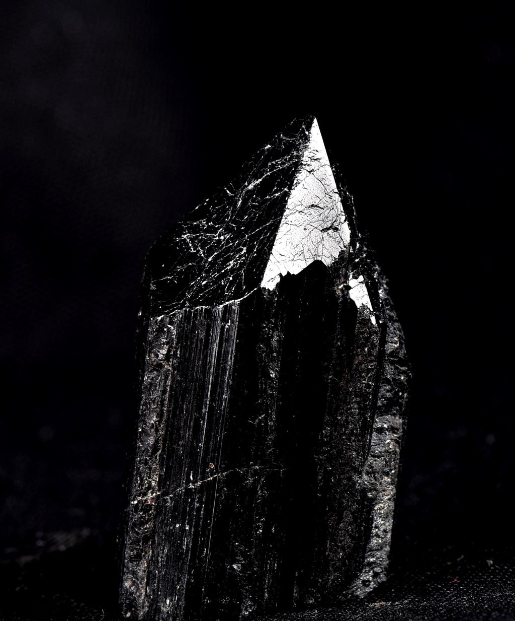 Black tourmaline  pointed pocket wand grounding excess energy 8231