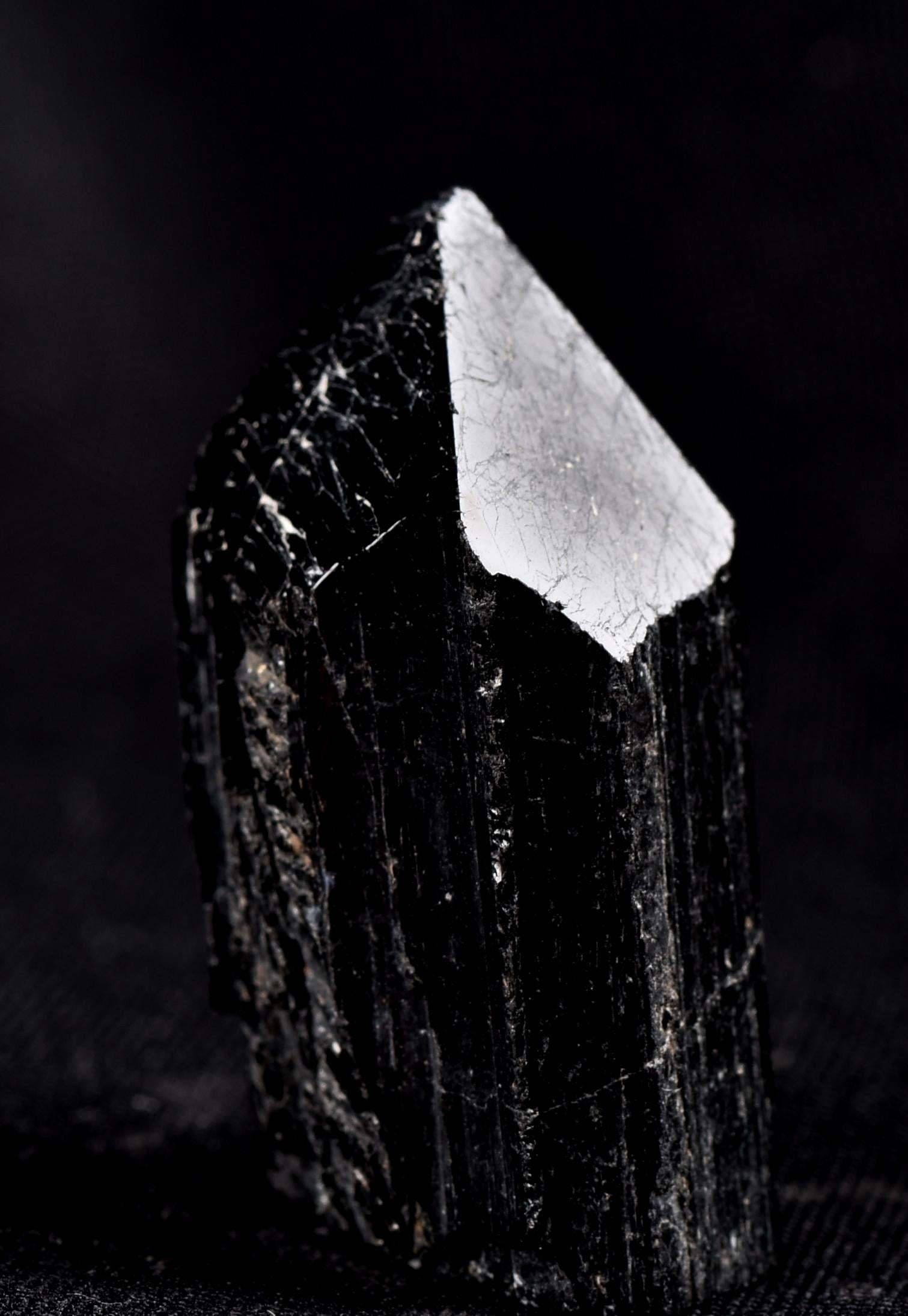 Black tourmaline  pointed pocket wand grounding excess energy 8231
