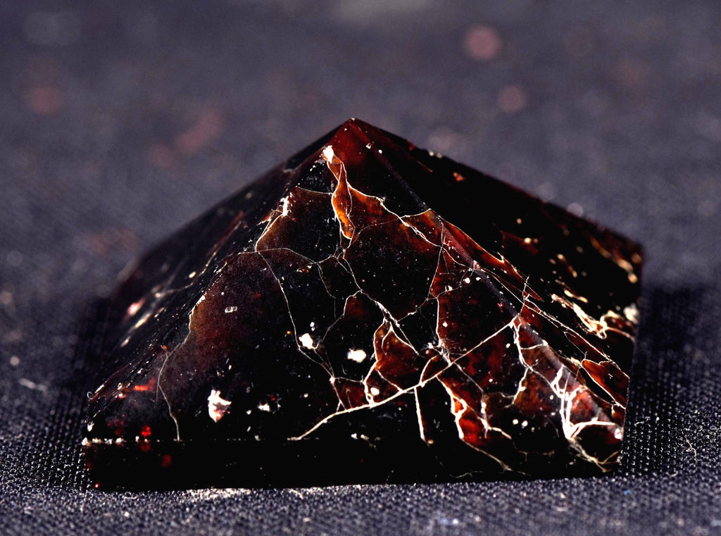 Garnet  polished pyramid natural  gem  from India # 7942