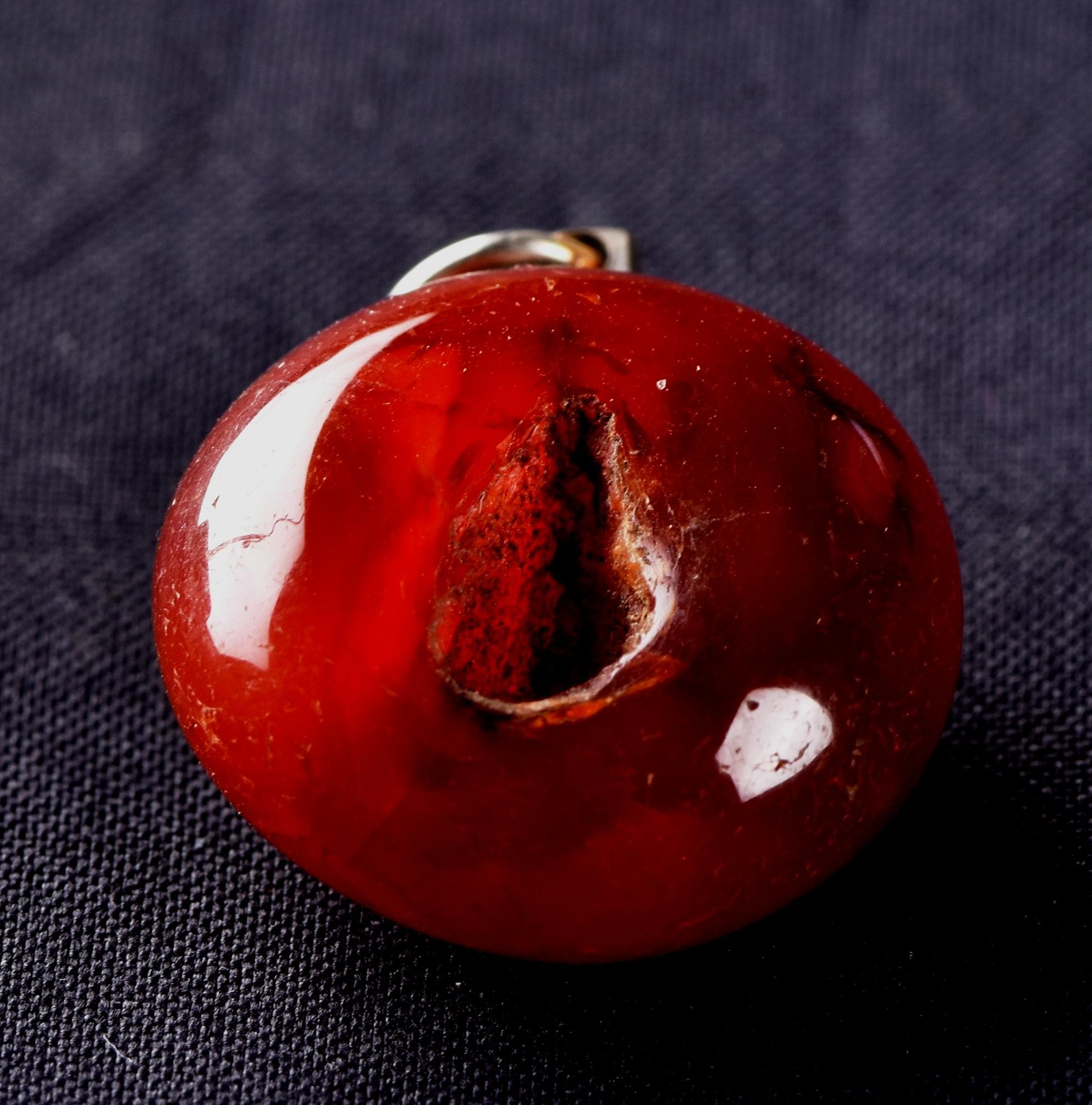 old carnelian natural cave   pendant creativity courage protection strength   #8262