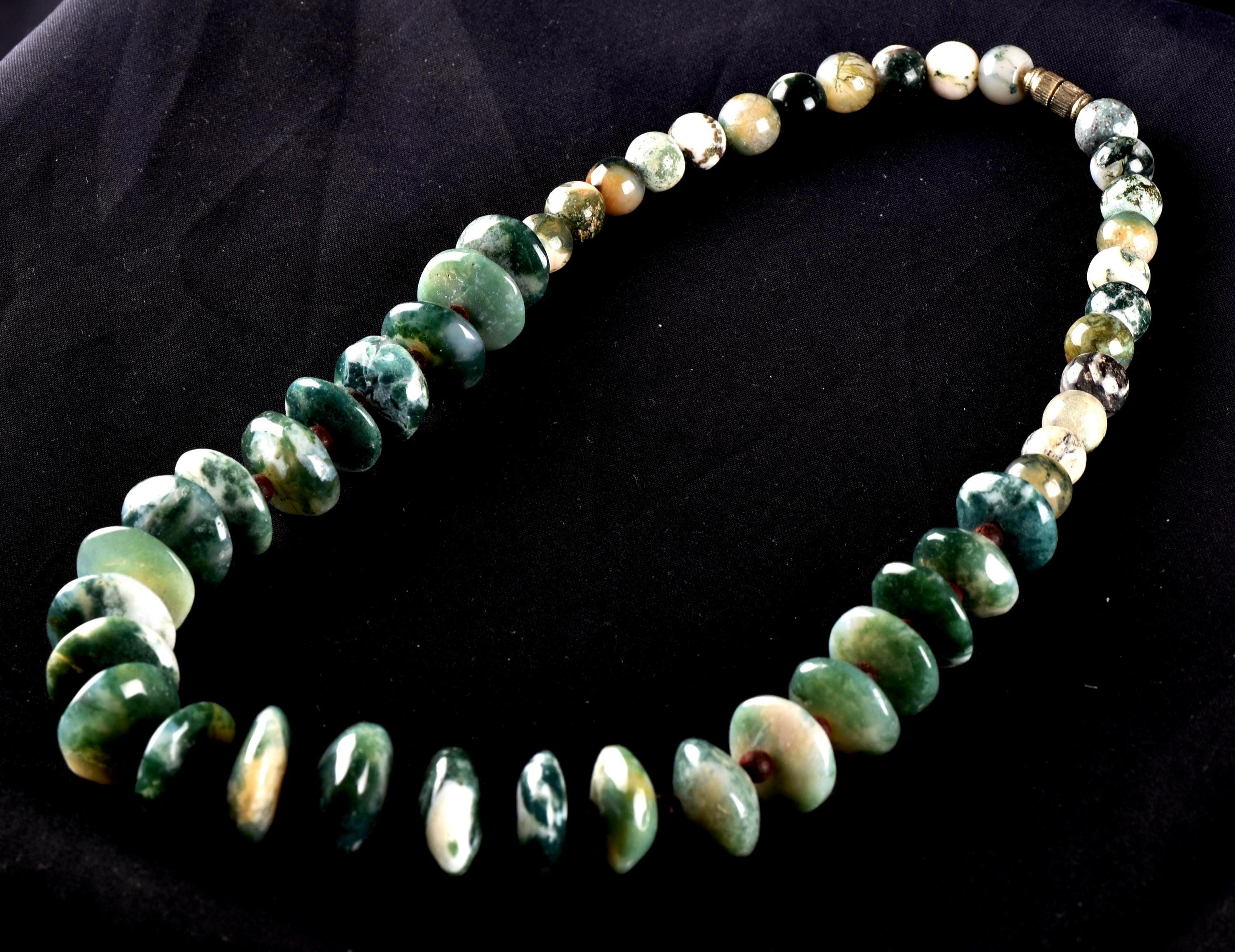 Moss Agate abundance in wealth  communication  new idea self esteem  hand polished  vintage bead necklace 8298