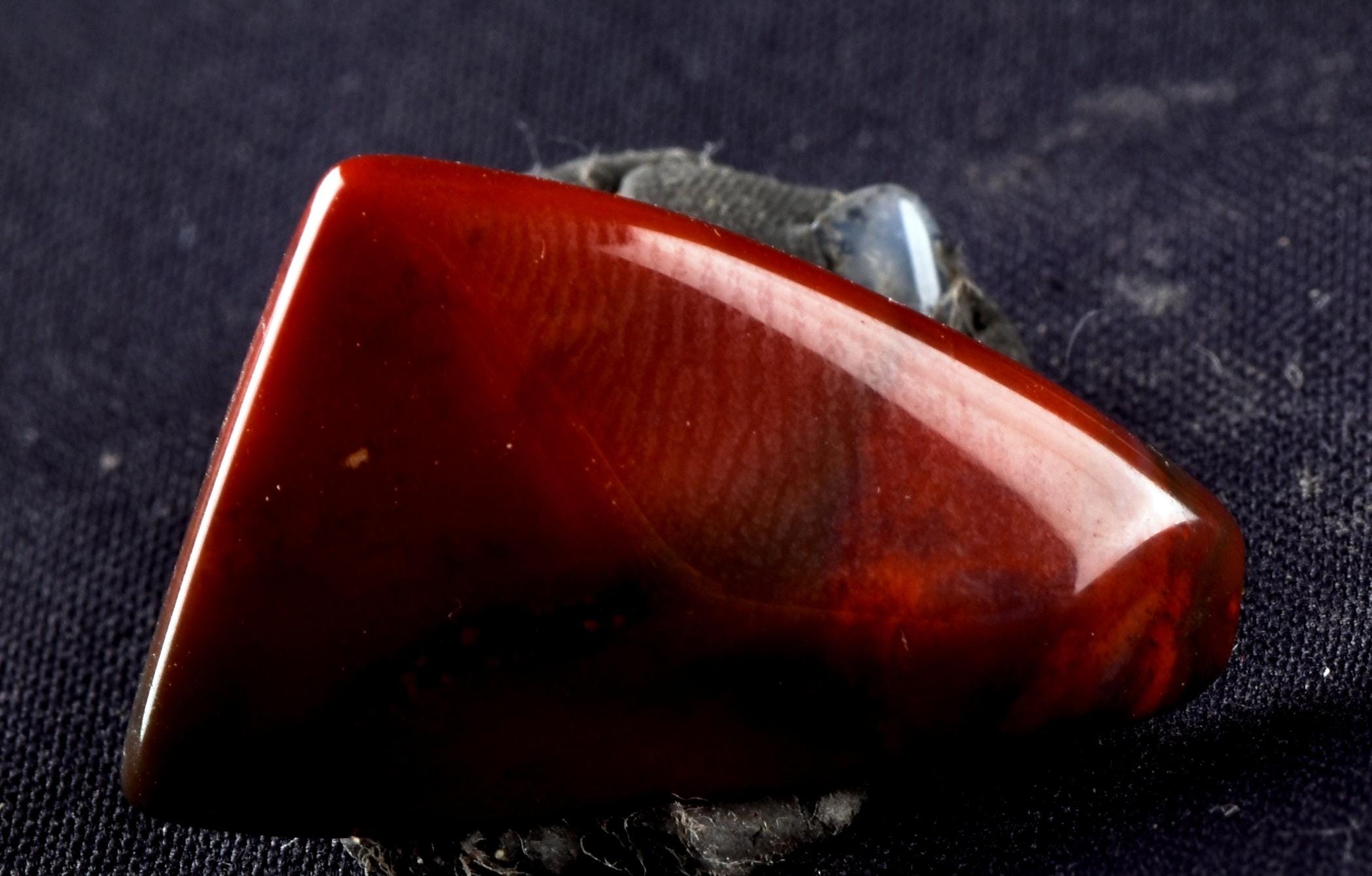 Bloodstone  Pocket Stone, Energy Cleansing, Grounding, Strength 8286