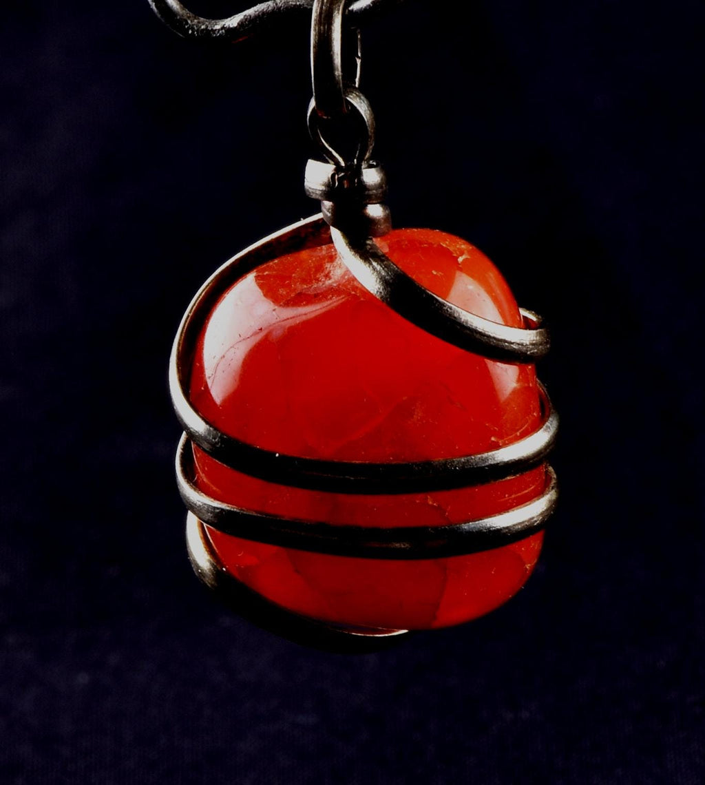 old carnelian natural tumble with cave   pendant creativity courage protection strength   #8251