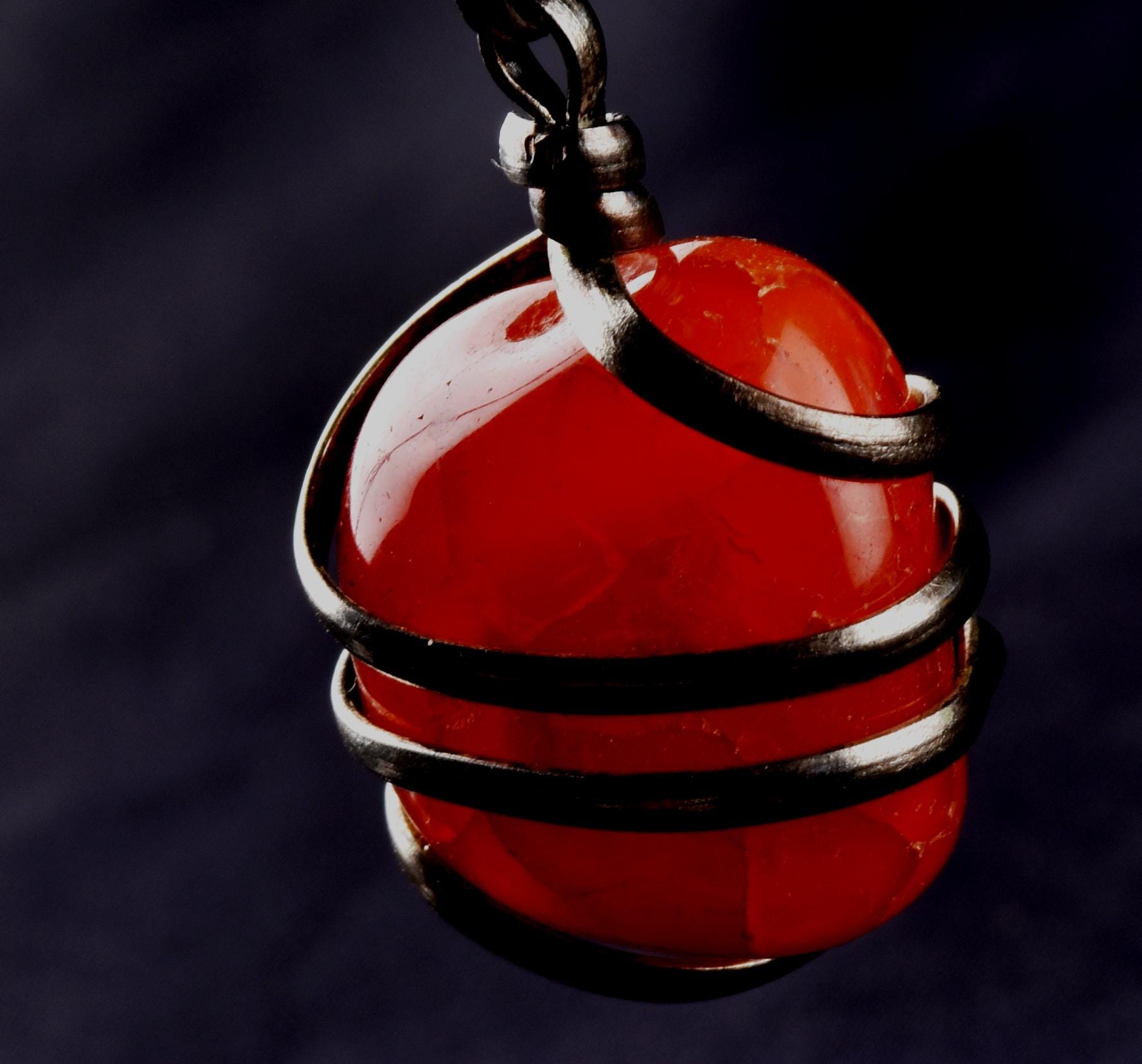 old carnelian natural tumble with cave   pendant creativity courage protection strength   #8251