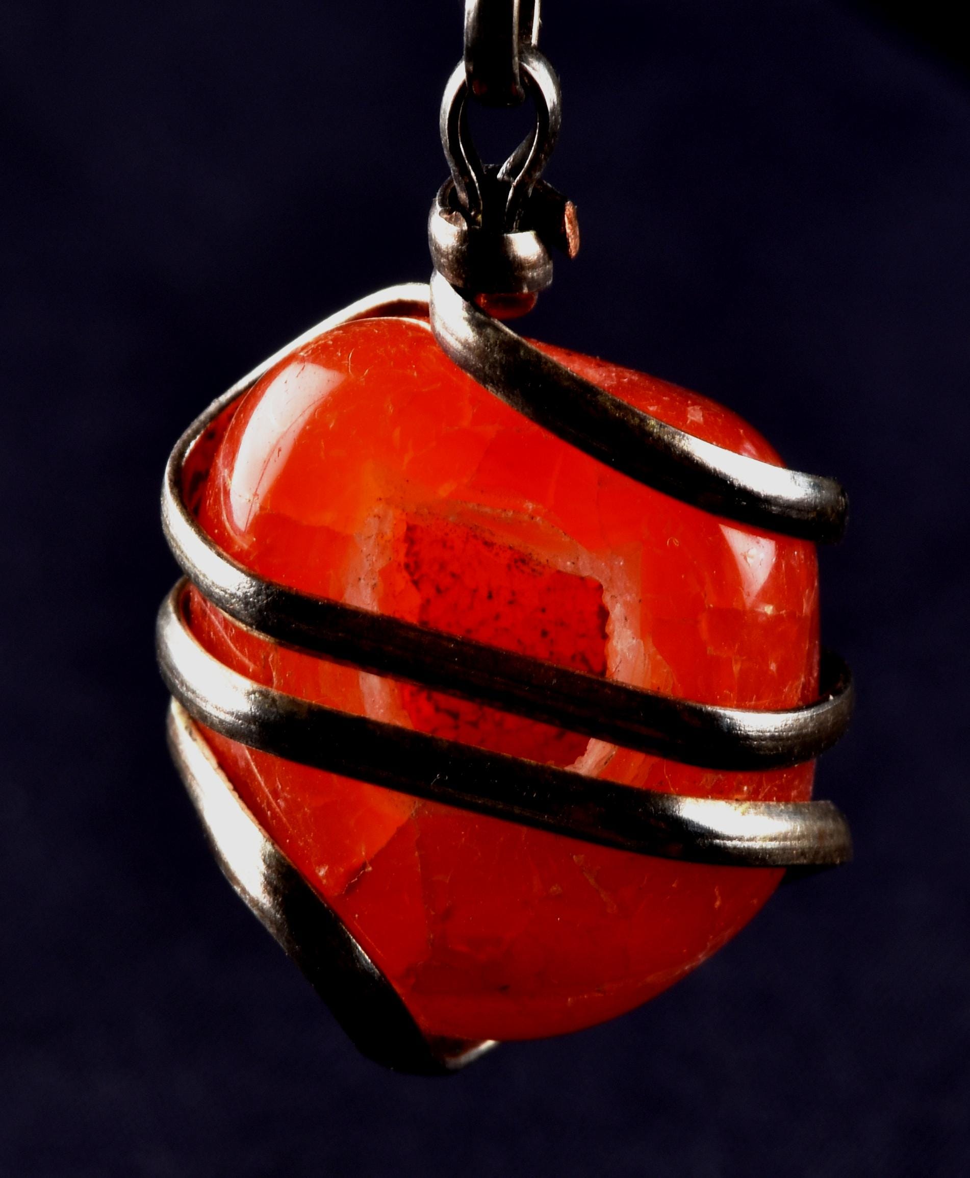 old carnelian natural tumble with cave   pendant creativity courage protection strength   #8251