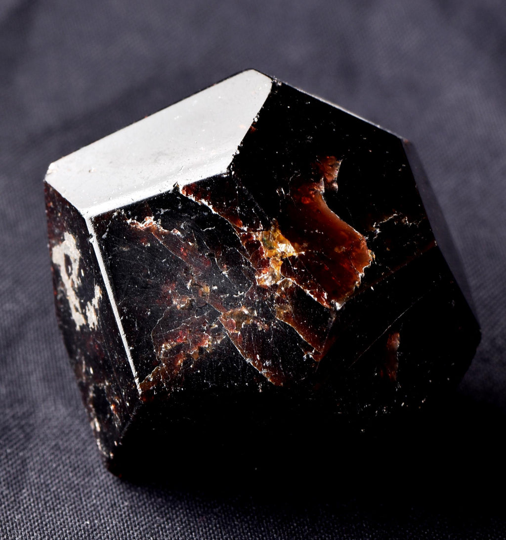 Garnet free form polished nugget natural  gem  from India  800  cts 5485