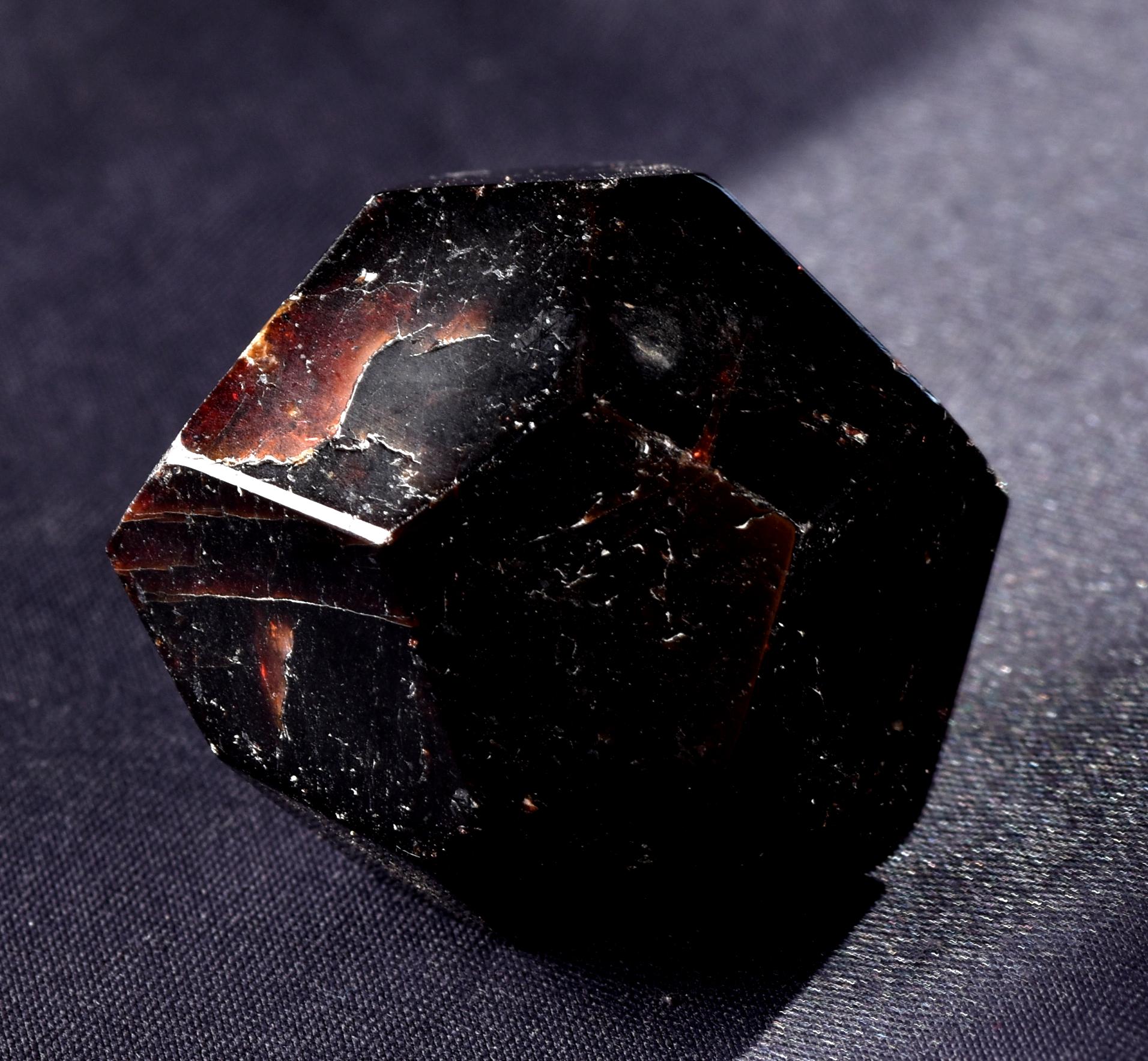 Garnet free form polished nugget natural  gem  from India  800  cts 5485