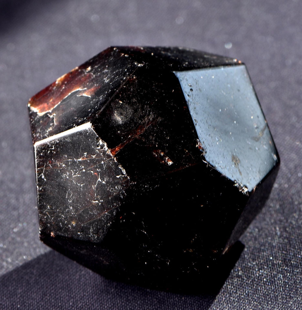 Garnet free form polished nugget natural  gem  from India  800  cts 5485