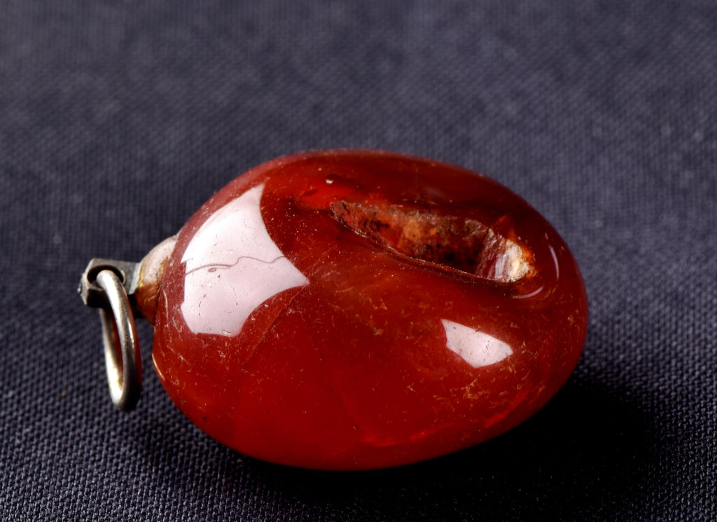 old carnelian natural cave   pendant creativity courage protection strength   #8262