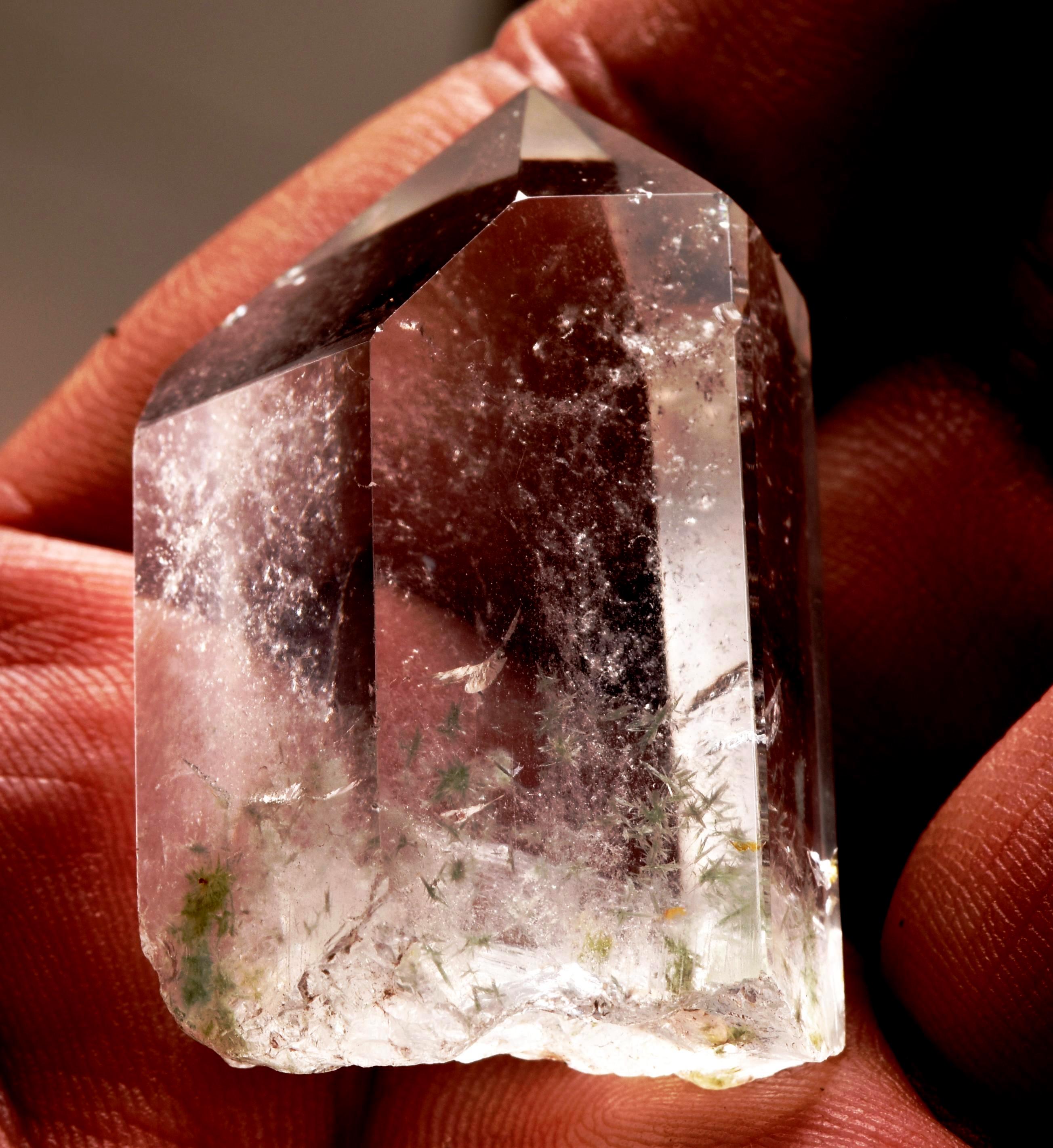 Himalayan green chlorite phantom  flower  purifying, detoxifying cleanse the aura, chakras and energy meridians  Himalayan wisdom   8291