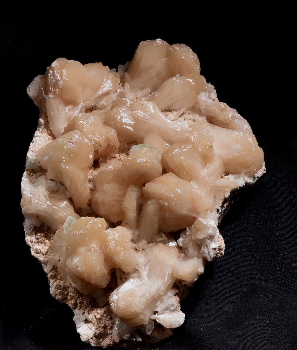 large Peach stilbite  flower with dash of green appophylite  helps with psychic knowing and intuition #1005